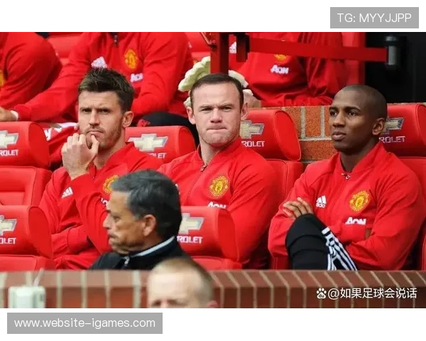 换帅效应助推曼联复苏，欧冠资格争夺现转机