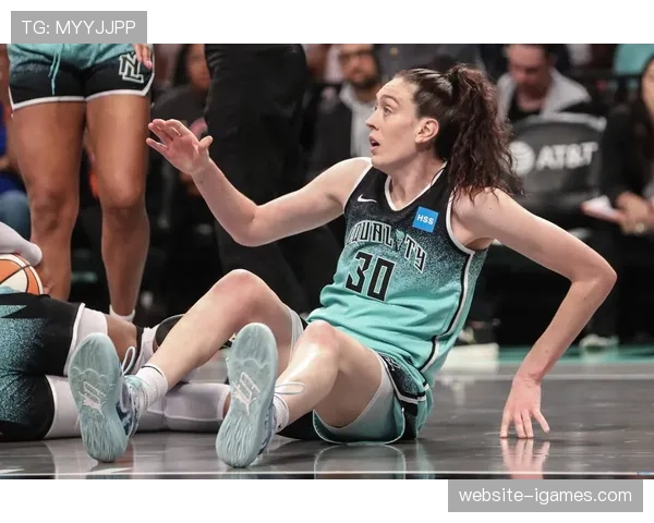 纽约自由人主场加时险胜芝加哥天空 斯图尔特独得35分